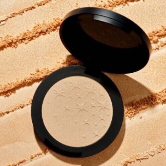 APRILSKIN Perfect Magic Shine Powder HIGHLIGHTER K-Beauty Champagne BNIB - Picture 1 of 10